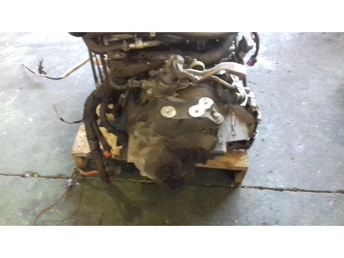 CAJA CAMBIOS OPEL VECTRA 2004