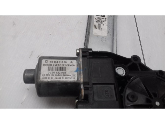 ELEVALUNAS DELANTERO DERECHO PEUGEOT 208 2019