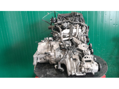 MOTOR CON ACCESORIOS Y CAJA DE CAMBIOS MERCEDES A 180 CDI