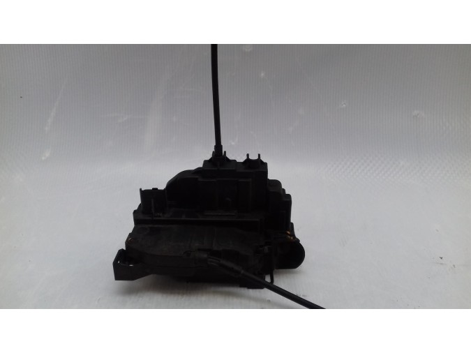 CERRADURA PUERTA TRASERA IZQUIERDA RENAULT CLIO 2011