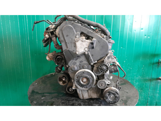 MOTOR CON ACCESORIOS SIN CAJA DE CAMBIOS PEUGEOT 406 2000