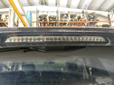 PILOTO TRASERO CENTRAL LAND ROVER RANGE ROVER SPORT 2016