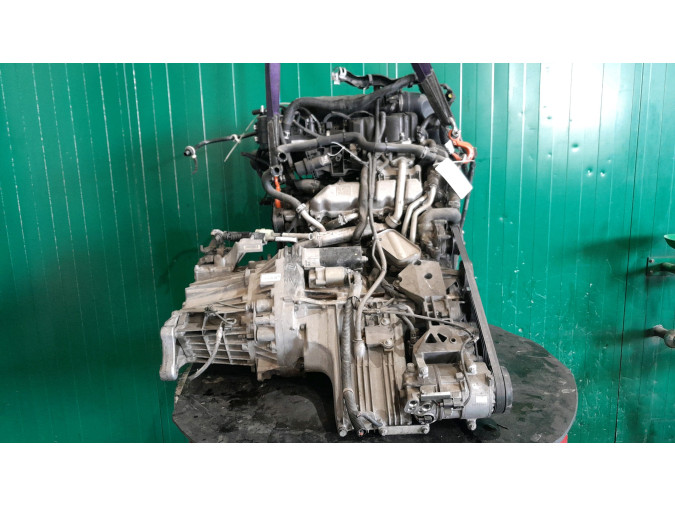 MOTOR CON ACCESORIOS SIN CAJA DE CAMBIOS MERCEDES A 160 CDI 2005
