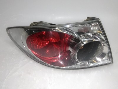 PILOTO TRASERO IZQUIERDO MAZDA 6 2004