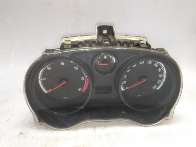 CUADRO INSTRUMENTOS OPEL CORSA 2007