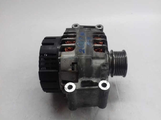 Alternador AUDI A4 2005