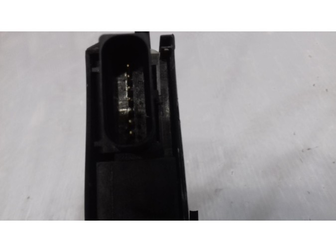 CERRADURA PUERTA TRASERA DERECHA PEUGEOT 308 2015