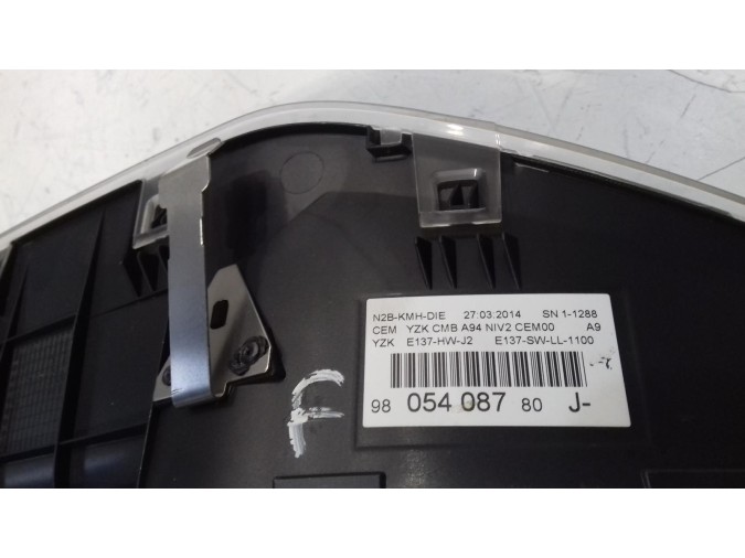 CUADRO INSTRUMENTOS PEUGEOT 2008 2014