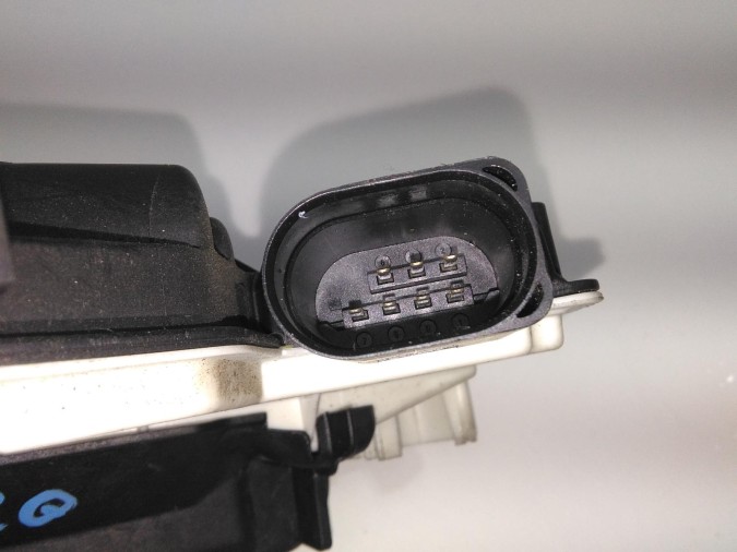 CERRADURA PUERTA DELANTERA IZQUIERDA VOLKSWAGEN UP 2014