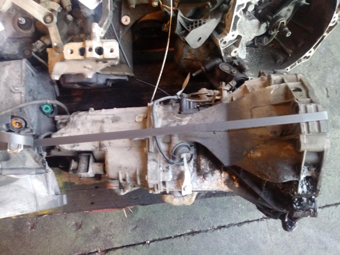 CAJA CAMBIOS AUDI A4 2002