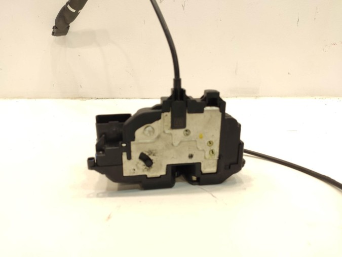 CERRADURA PUERTA TRASERA DERECHA RENAULT SCENIC 2012