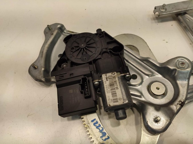 ELEVALUNAS TRASERO DERECHO RENAULT SCENIC 2012