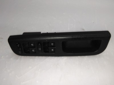 MANDO ELEVALUNAS DELANTERO IZQUIERDO VOLKSWAGEN PASSAT 1999