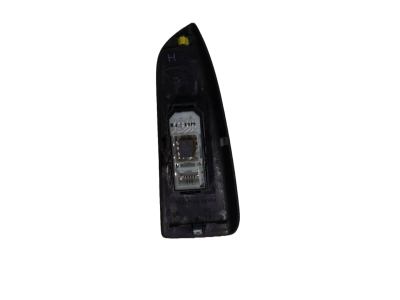 MANDO ELEVALUNAS DELANTERO DERECHO TOYOTA LAND CRUISER 2003