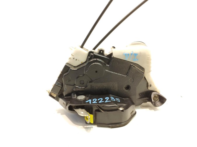 CERRADURA PUERTA DELANTERA IZQUIERDA TOYOTA PRIUS 2011