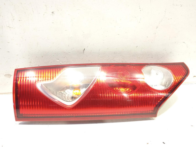 PILOTO TRASERO IZQUIERDO RENAULT KANGOO 2008