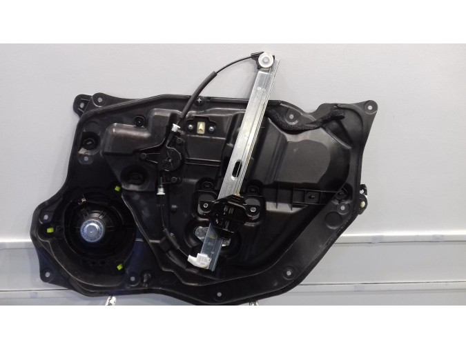 ELEVALUNAS DELANTERO IZQUIERDO MAZDA CX-3 2019