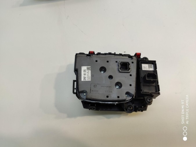 SISTEMA NAVEGACIÓN GPS MAZDA CX-3 2019