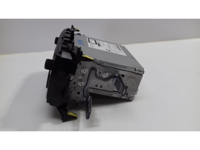 RADIO CD TOYOTA YARIS 2016