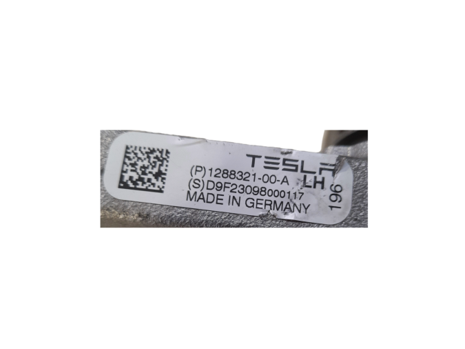 BRAZO SUSSPENSION SUPERIOR IZQUIERDO TESLA MODEL Y 2023