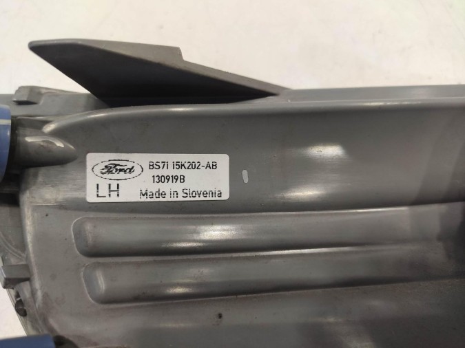 FARO ANTINIEBLA DELANTERO IZQUIERDO FORD MONDEO 2015