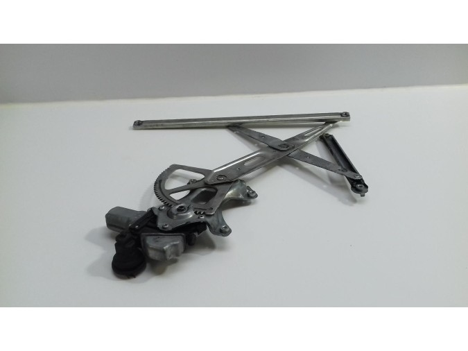 ELEVALUNAS TRASERO IZQUIERDO TOYOTA PRIUS 2011
