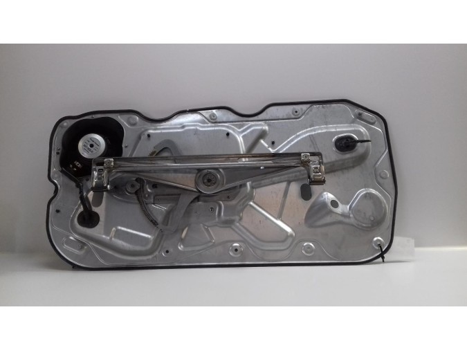 ELEVALUNAS DELANTERO DERECHO FORD FOCUS 2010