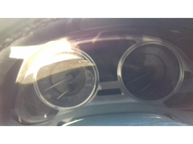 CUADRO INSTRUMENTOS LEXUS IS SERIES 2006