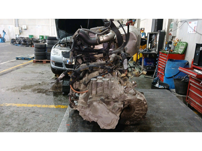 MOTOR CON ACCESORIOS Y CAJA DE CAMBIOS OPEL ASTRA 2000
