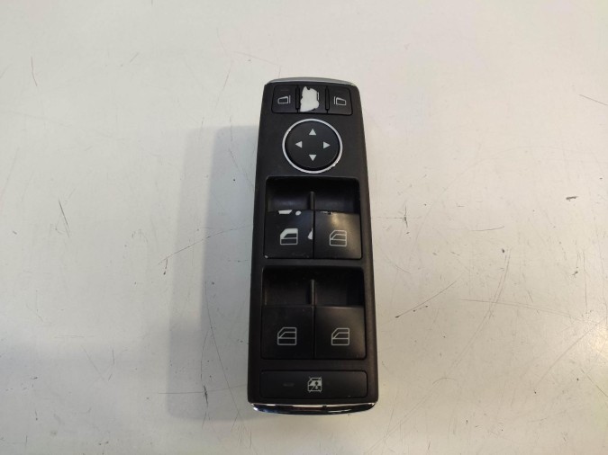 MANDO ELEVALUNAS DELANTERO IZQUIERDO MERCEDES C CLASS 2008