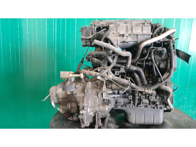 MOTOR CON ACCESORIOS SIN CAJA DE CAMBIOS CITROEN C3 2005