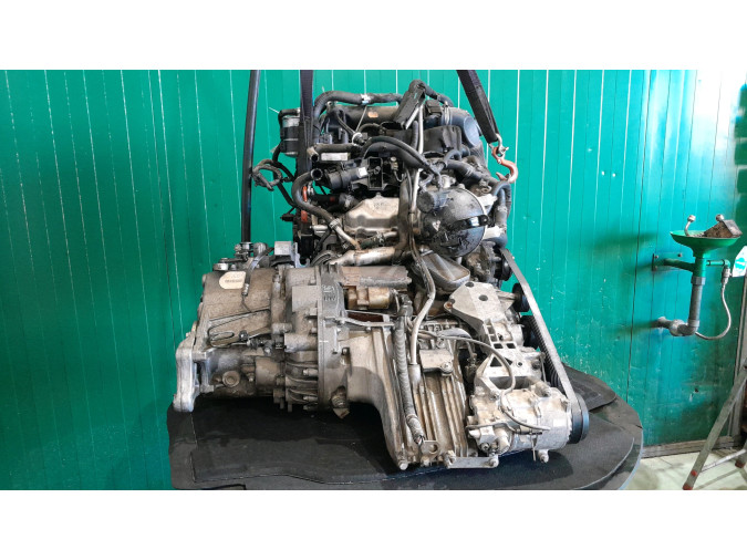 MOTOR CON ACCESORIOS Y CAJA DE CAMBIOS MERCEDES A 180 CDI 2007