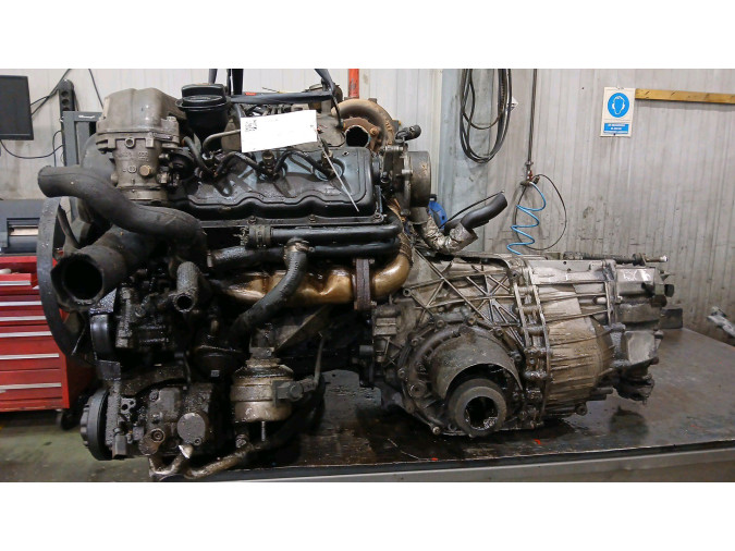 Motor AUDI A4 2003
