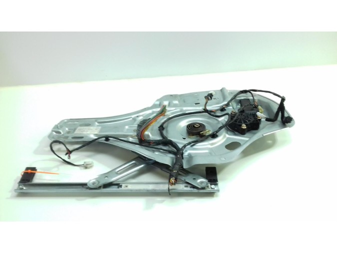 ELEVALUNAS DELANTERO IZQUIERDO HYUNDAI TUCSON 2006