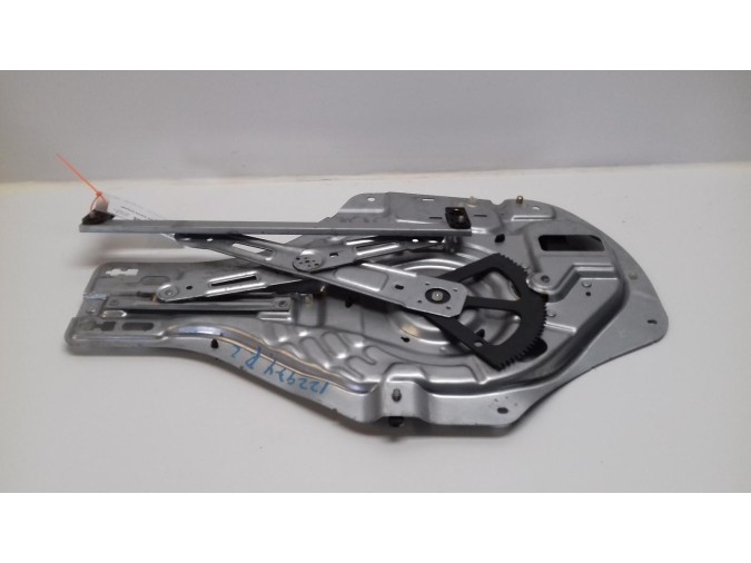 ELEVALUNAS DELANTERO DERECHO HYUNDAI TUCSON 2006