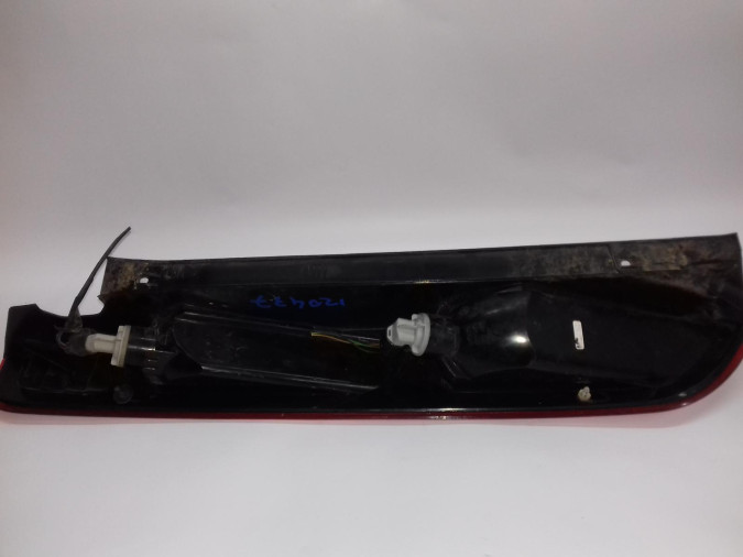 PILOTO TRASERO DERECHO FORD FOCUS 2007