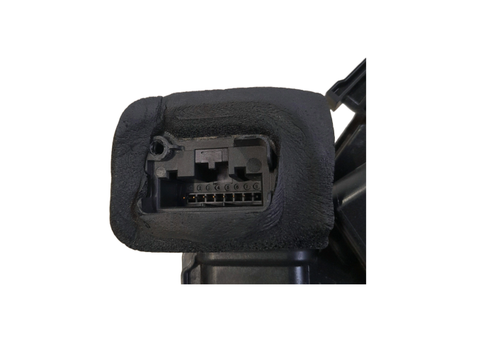 CERRADURA PUERTA TRASERA IZQUIERDA SEAT LEON 2016