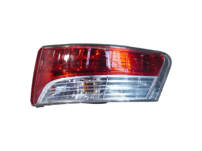 PILOTO TRASERO EXTERIOR DERECHO TOYOTA AVENSIS 2010