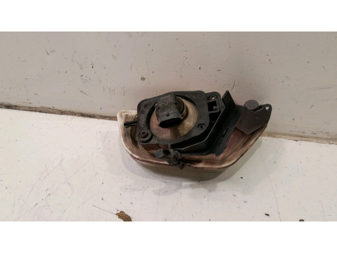 FARO ANTINIEBLA DELANTERO IZQUIERDO FORD FOCUS 2004