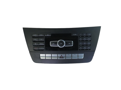 RADIO CD MERCEDES C 200 CDI 2013