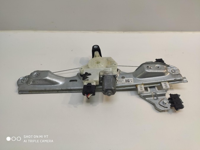 ELEVALUNAS TRASERO DERECHO NISSAN QASHQAI 2019