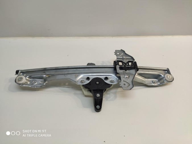 ELEVALUNAS DELANTERO IZQUIERDO NISSAN QASHQAI 2019