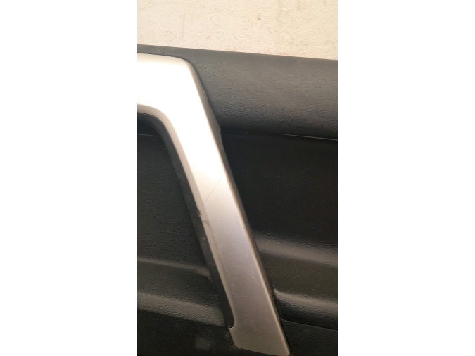 PANEL PUERTA TRASERO DERECHO TOYOTA LAND CRUISER 2020