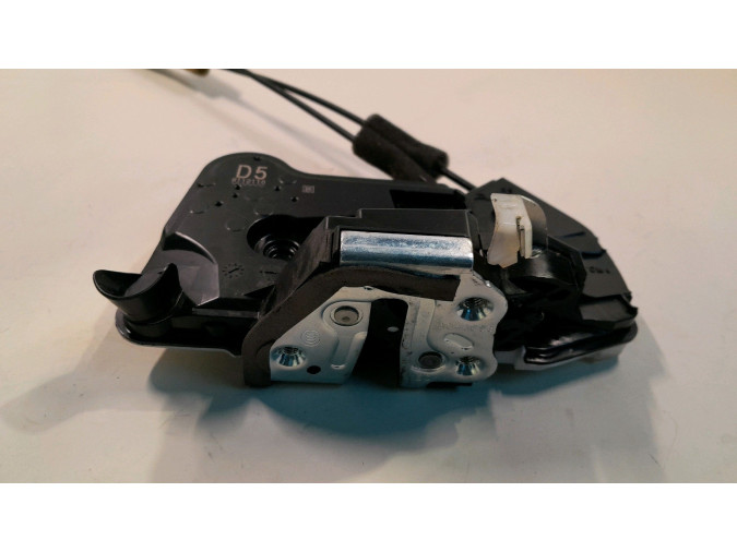CERRADURA PUERTA DELANTERA DERECHA TOYOTA PRIUS 2019