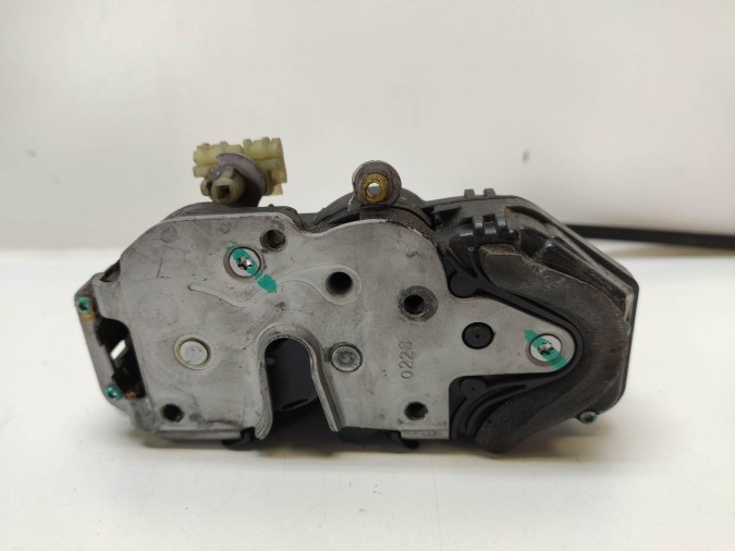 CERRADURA PUERTA DELANTERA IZQUIERDA OPEL INSIGNIA 2010