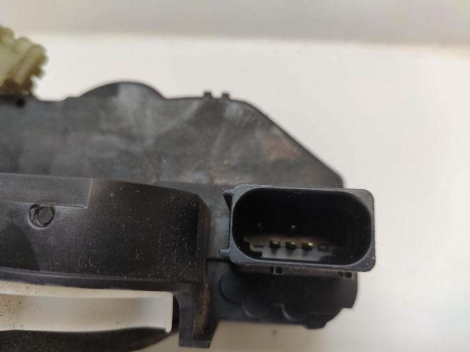CERRADURA PUERTA DELANTERA DERECHA OPEL INSIGNIA 2010