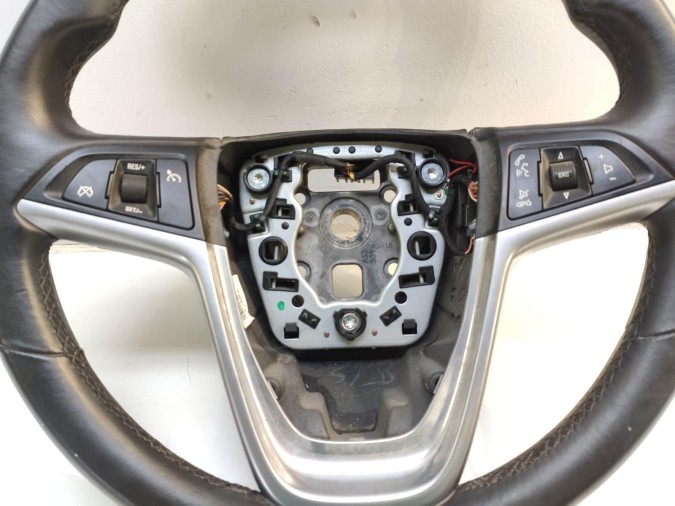 VOLANTE OPEL INSIGNIA 2010
