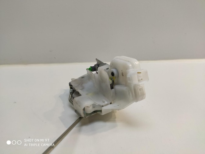 CERRADURA PUERTA DELANTERA DERECHA CITROEN C3 2008