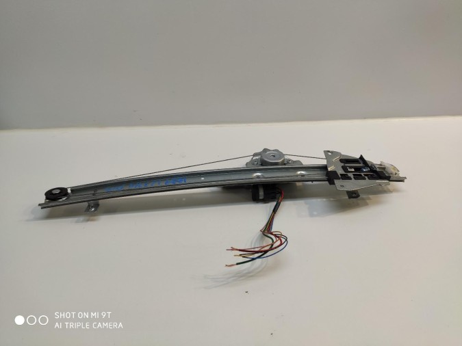 ELEVALUNAS DELANTERO DERECHO MITSUBISHI MONTERO 2008