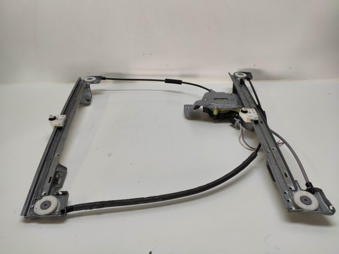 ELEVALUNAS DELANTERO DERECHO RENAULT KANGOO 2016